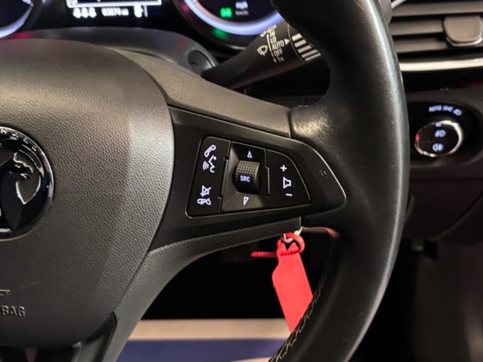 2025 Vauxhall Astra