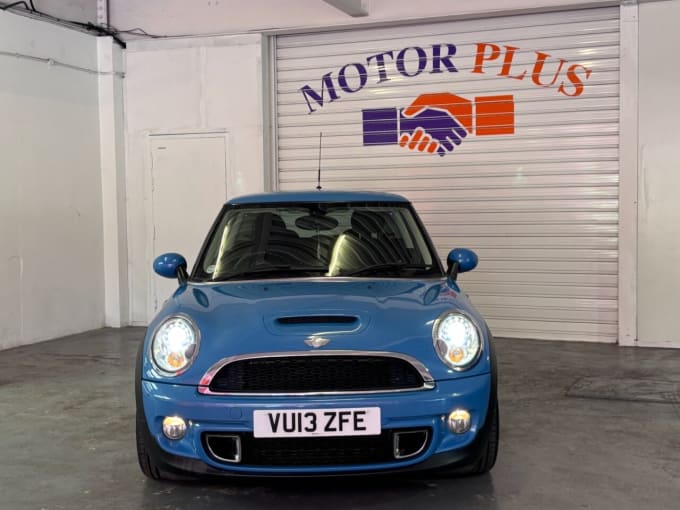 2025 Mini Hatch