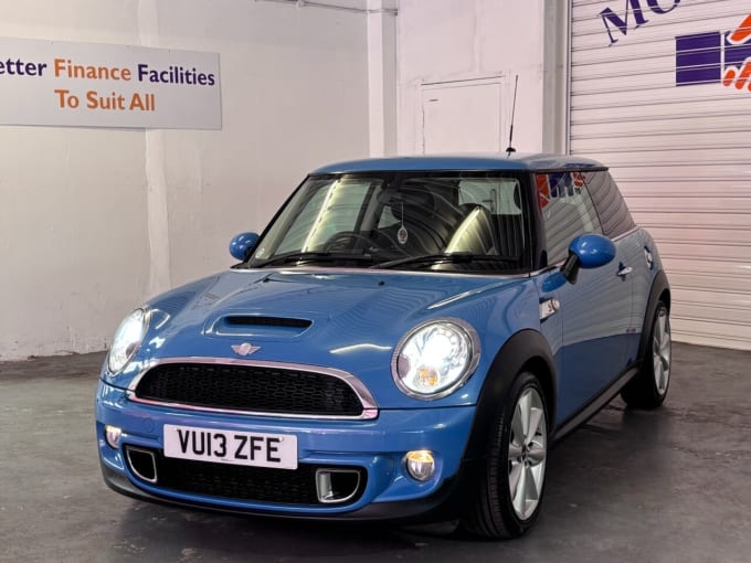 2025 Mini Hatch