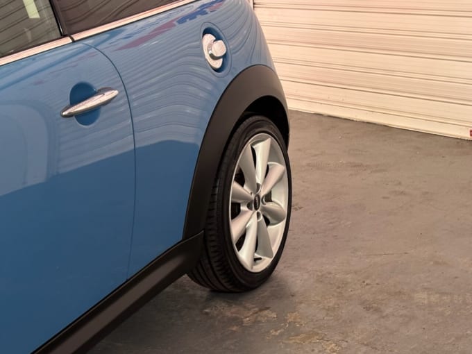 2025 Mini Hatch