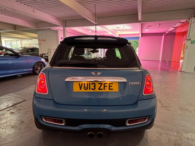 2025 Mini Hatch