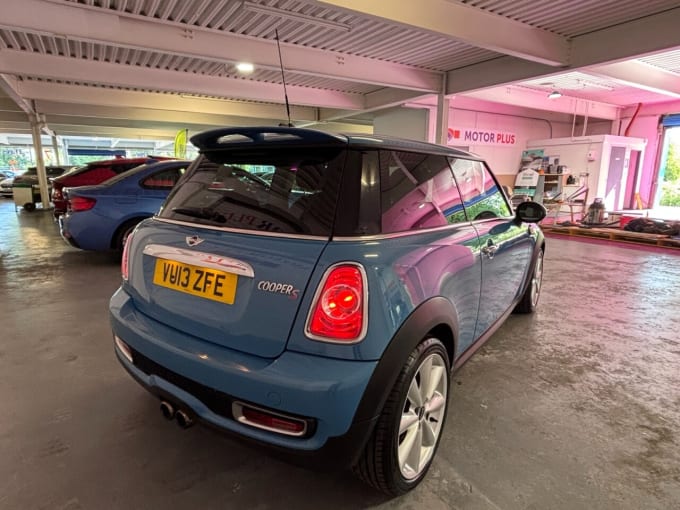 2025 Mini Hatch