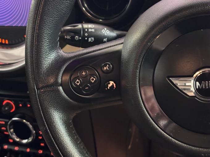 2025 Mini Hatch
