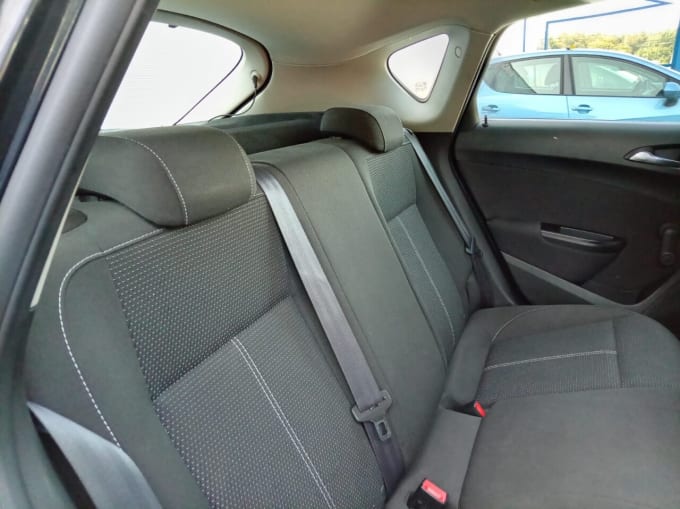 2025 Vauxhall Astra