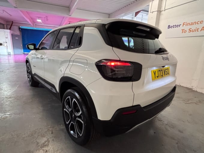 2025 Jeep Avenger