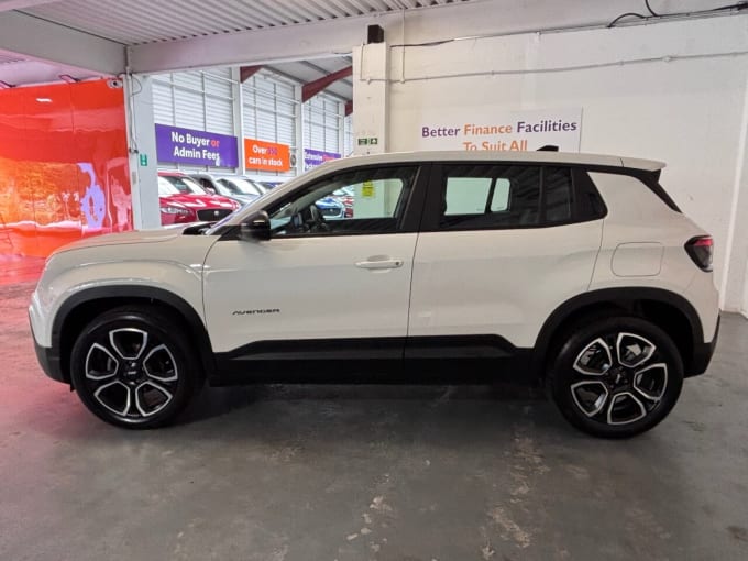 2025 Jeep Avenger