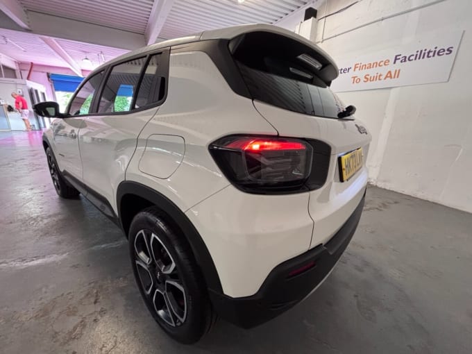 2025 Jeep Avenger