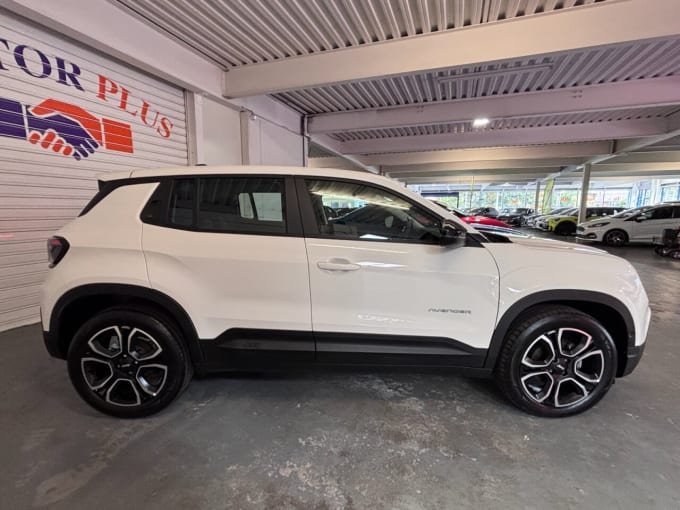 2025 Jeep Avenger