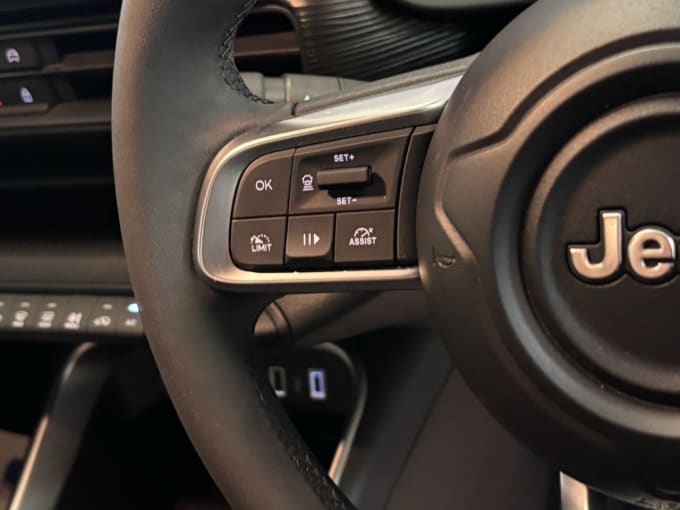2025 Jeep Avenger