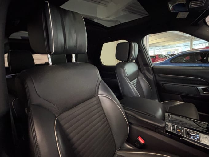 2025 Land Rover Discovery