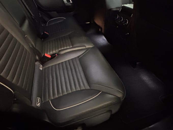 2025 Land Rover Discovery