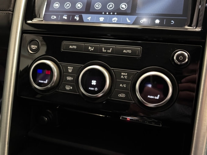 2025 Land Rover Discovery