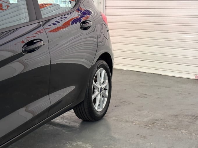 2025 Ford Fiesta