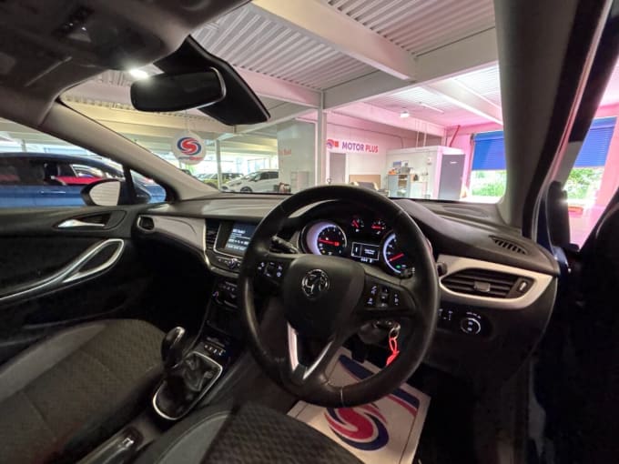 2025 Vauxhall Astra
