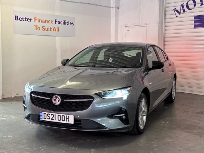 2025 Vauxhall Insignia