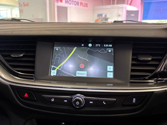 2025 Vauxhall Insignia