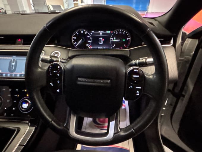 2025 Land Rover Range Rover Evoque