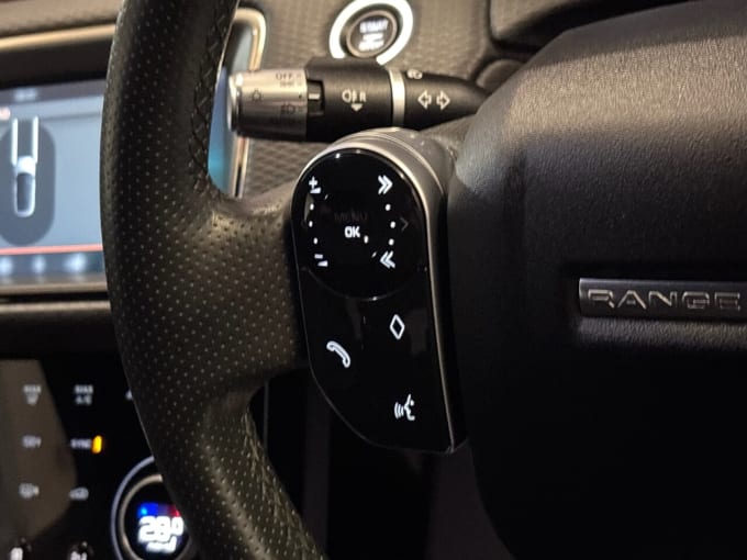2025 Land Rover Range Rover Evoque