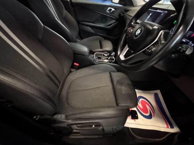 2025 BMW 1 Series