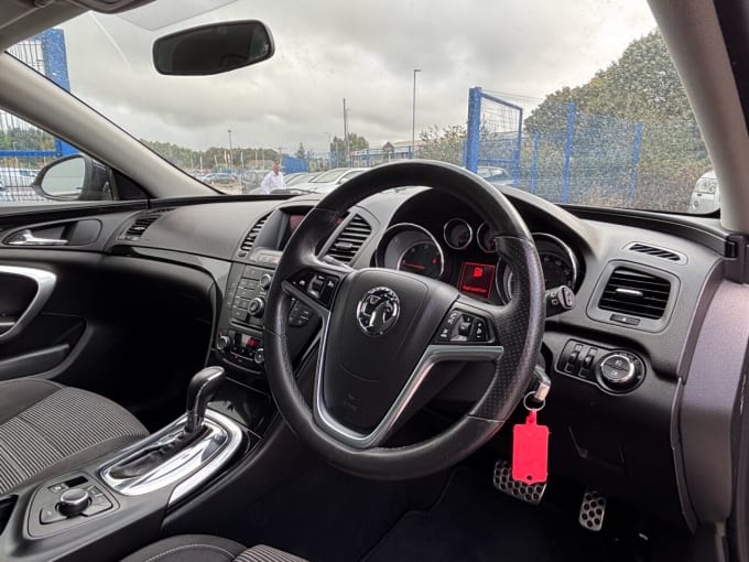 2025 Vauxhall Insignia