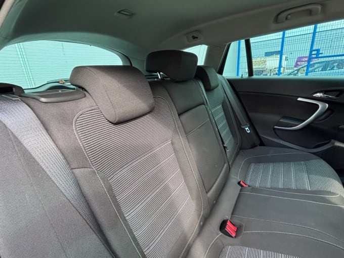 2025 Vauxhall Insignia