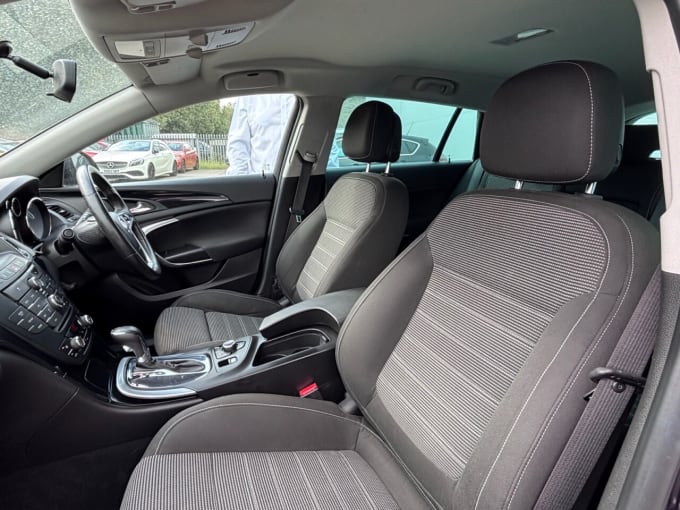 2025 Vauxhall Insignia