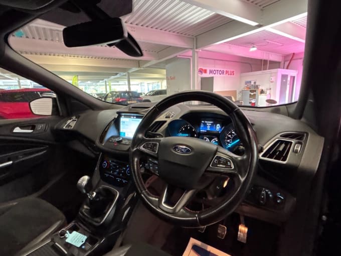 2025 Ford Kuga