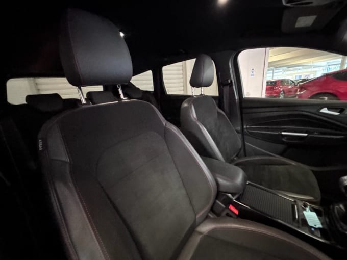 2025 Ford Kuga