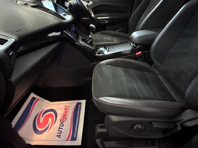 2025 Ford Kuga