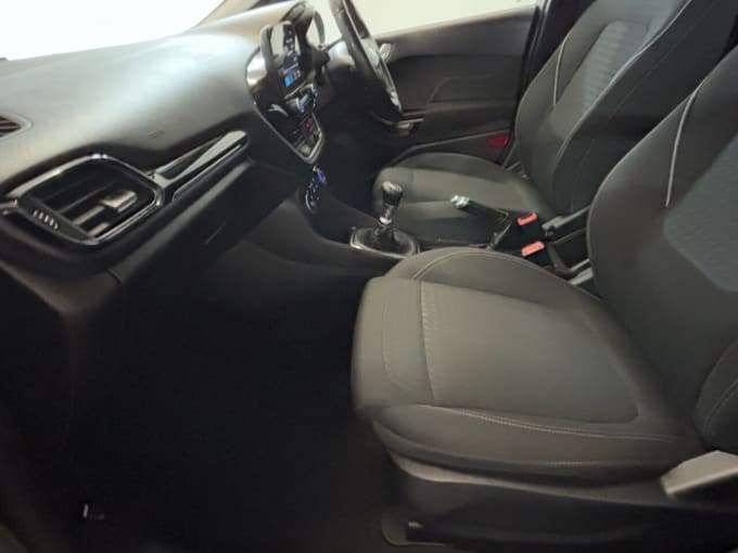 2025 Ford Fiesta