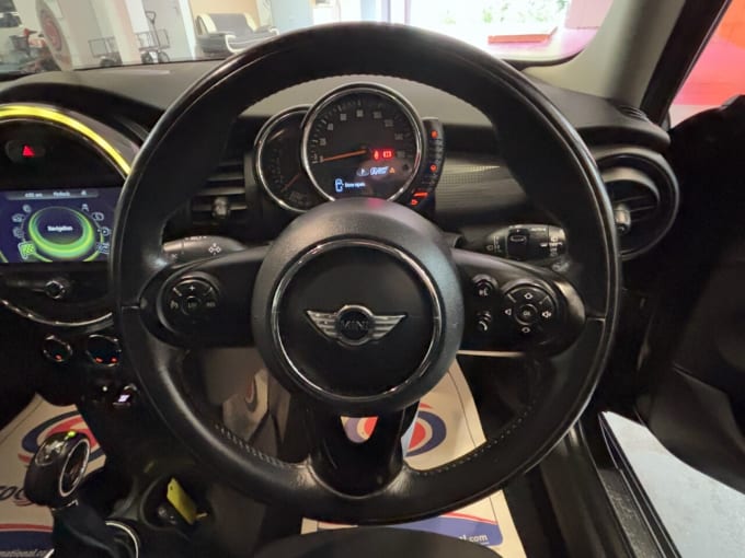 2025 Mini Hatch