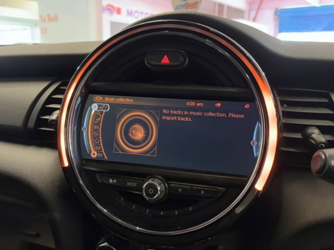 2025 Mini Hatch