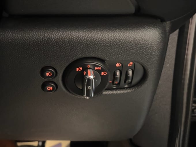 2025 Mini Hatch