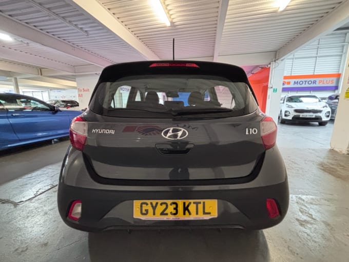 2025 Hyundai I10