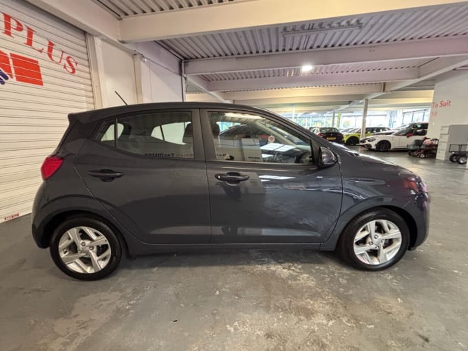 2025 Hyundai I10
