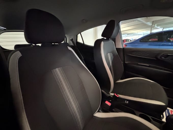 2025 Hyundai I10