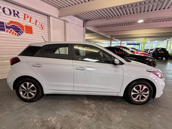 2025 Hyundai I20