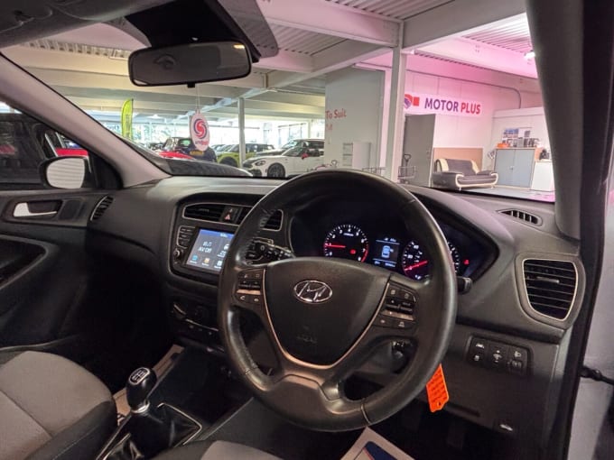 2025 Hyundai I20