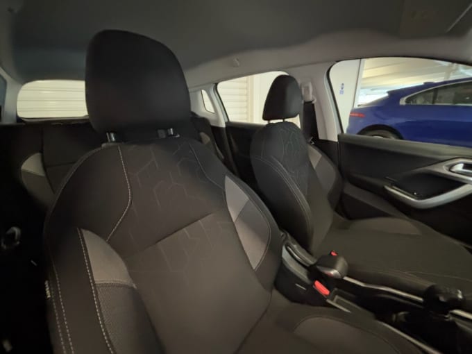 2025 Peugeot 2008