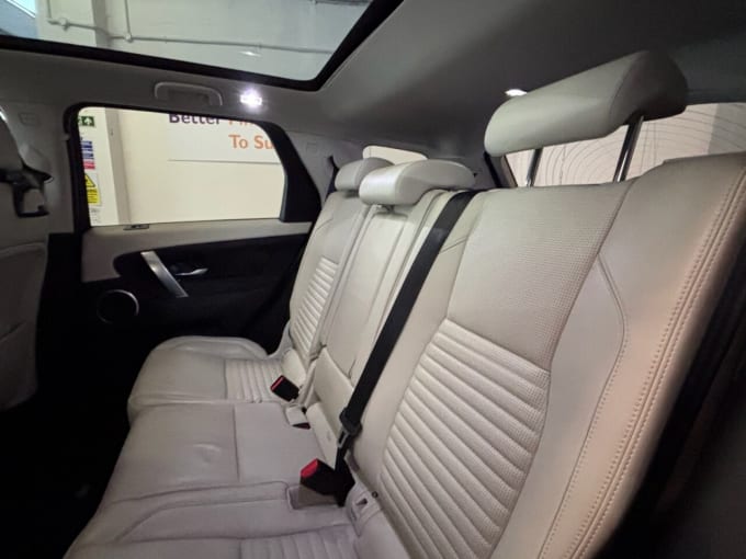 2025 Land Rover Discovery Sport