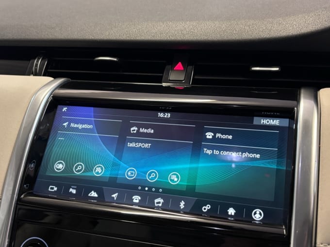 2025 Land Rover Discovery Sport