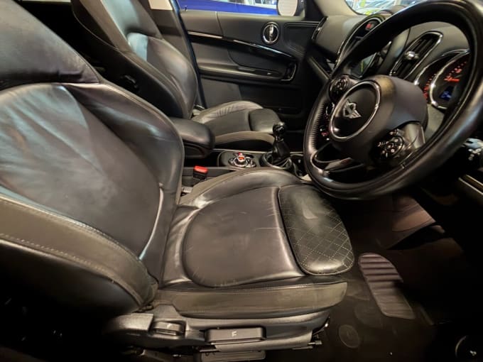 2025 Mini Countryman