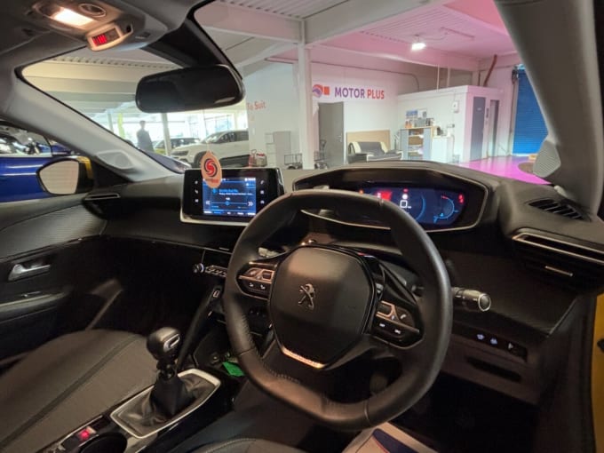 2025 Peugeot 208