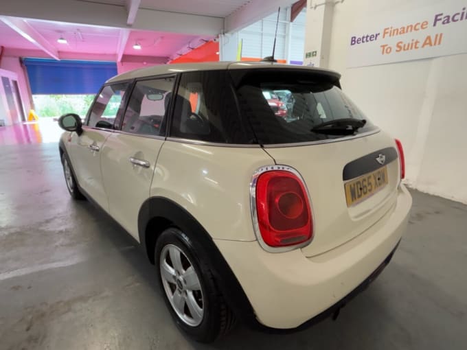 2025 Mini Hatch