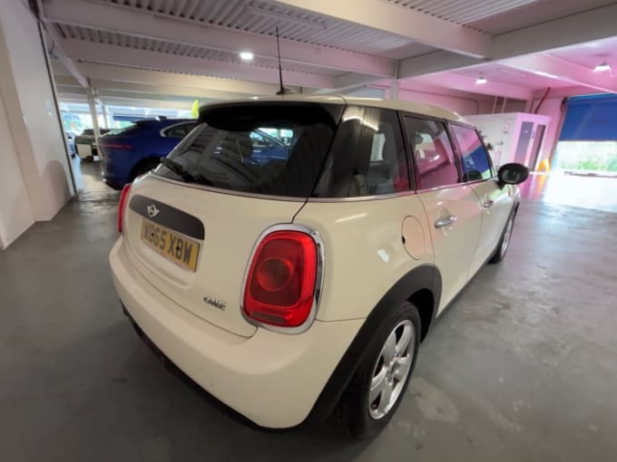 2025 Mini Hatch