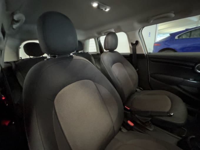 2025 Mini Hatch