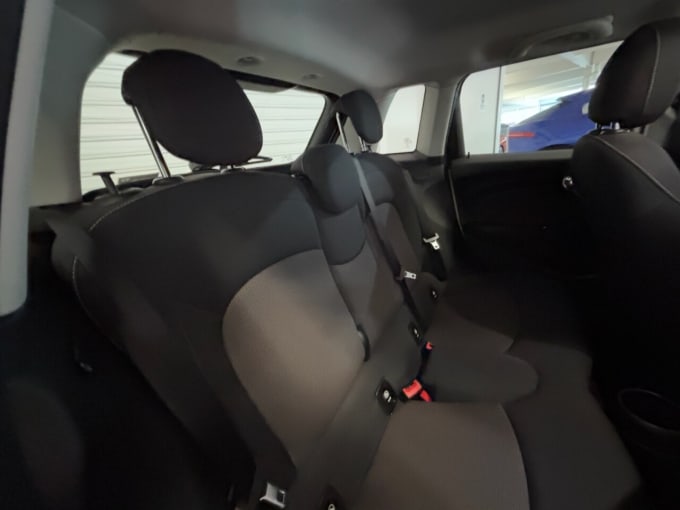 2025 Mini Hatch