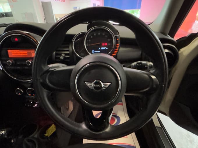 2025 Mini Hatch