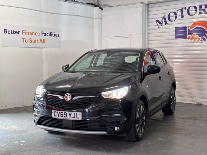 2025 Vauxhall Grandland X