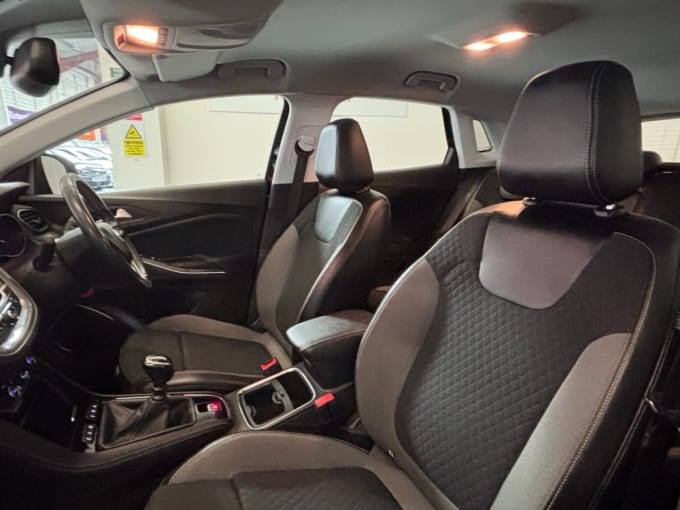 2025 Vauxhall Grandland X